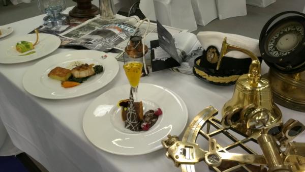 lsglutenfree's tweet image. Enjoyed a Titanic lunch at IFEX yum