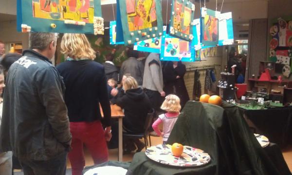 Tentoonstelling op #obshethof ! Grote belangstelling!