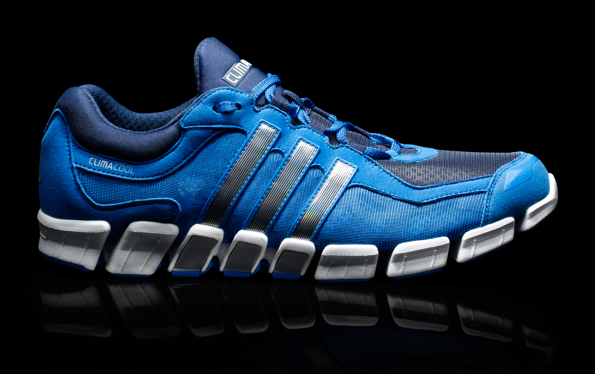 Me gusta Mandíbula de la muerte Mansedumbre adidas Running on Twitter: "FIRST LOOK: Climacool Fresh Ride in cool blue.  #SweatNothing http://t.co/2rBZQXHq" / Twitter