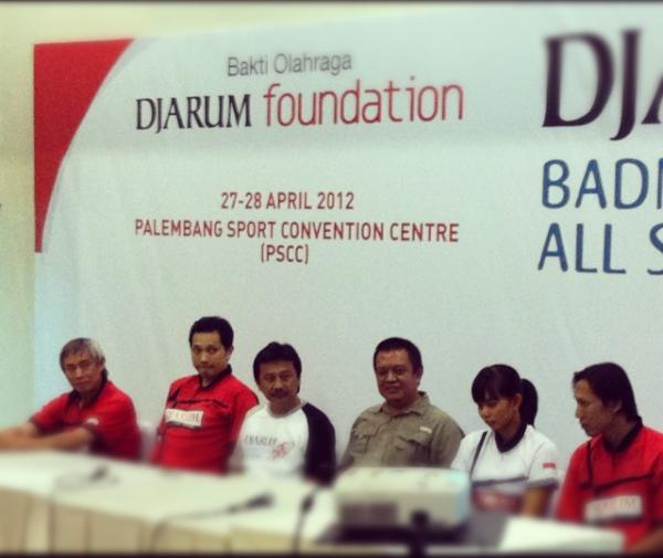 Press Conference (dr ki-ka) Christian Hadinata, Haryanto Arbi, Maria Kristin dan Sigit Budiarto #CoachingClinic2012