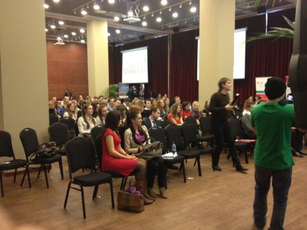 ChangellengeSpb's tweet photo. Полуфинал завершен! Мы узнали, что Changellenge объединяет сердца,  и собирает людей со всего света. http://t.co/uORTIIgT