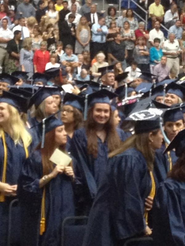 mrStevenlewis's tweet photo. #pamelalewis we are all proud of you http://t.co/R1Zt17EW