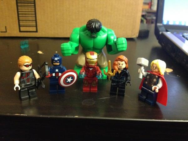 fiarra's tweet image. ASSEMBLE #funwithlegos