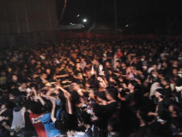 selarasprod's tweet photo. @kayarasaSP #02 9-10 september 2011 AT.PKP CILEDUG http://t.co/EH3yrEhx