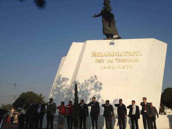 GobiernoTexcoco's tweet photo. @texcocogob conmemora el 610 aniversario del natalicio del Rey Poeta Nezahualcoyotl. http://t.co/n9fgmXs2