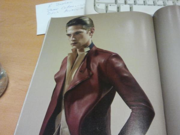 enter_the_jules's tweet image. #details #springleather #fff=fearless fucking fashion