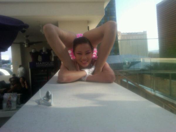 ecafkrod's tweet image. Uhhhhh....wtf!?!? #bedproblems