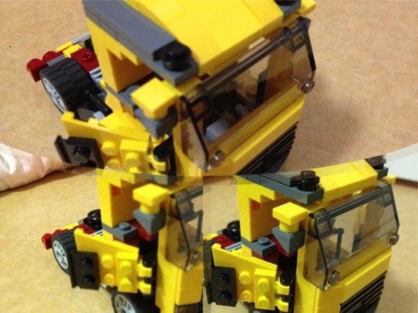 thinkDewey's tweet image. 나를 성인이 되어 레고에 다시 빠지게 만들었던 강력한 손맛을 자랑하는 4959 모델이다..녀석은 이미 오래전에 내 품으로 왔지만 지금껏 나에게 선택되는 최고의 creater 모델이다..