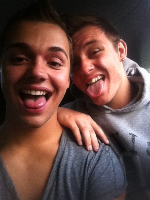 Riley_Malicious's tweet photo. My best friend ❤ http://t.co/wlfqDrBT