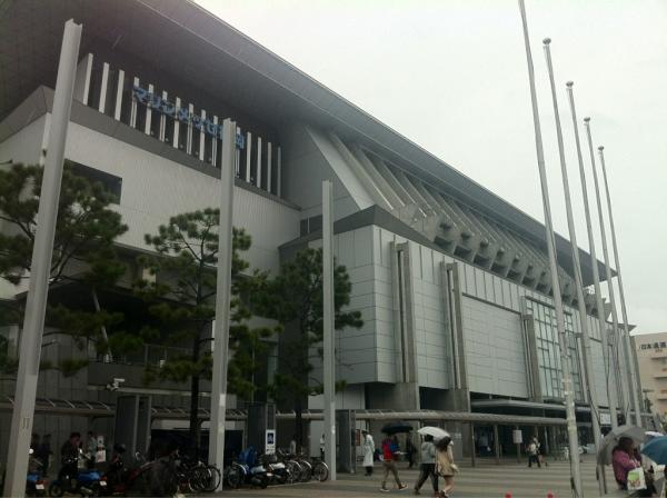 KARA日本公式ファンクラブ on Twitter: "今日はマリンメッセ福岡公演です！ 会場は小雨が降っていますが、ご来場になるみなさまはお