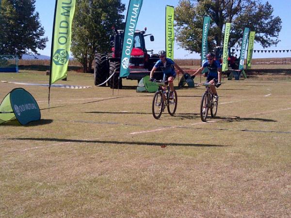 Our single speed champs are in 12th - brilliant! #OMjoBerg2c