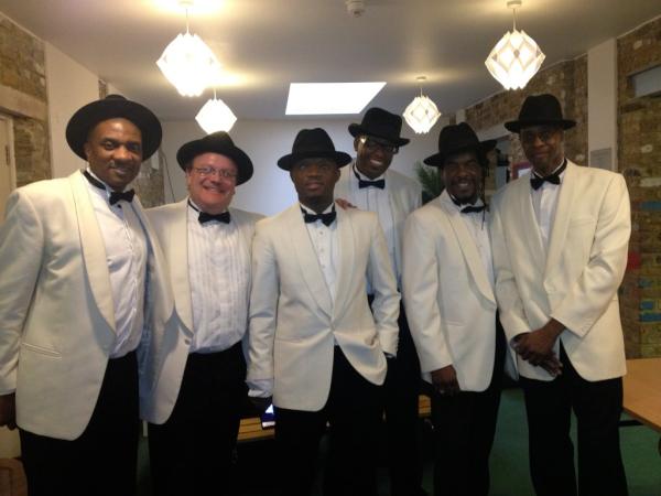 ianrmacg's tweet photo. Big thanks to the amazing Big Life band and cast! What a wonderful show. #biglife @stratfordeast http://t.co/ynMheNMp