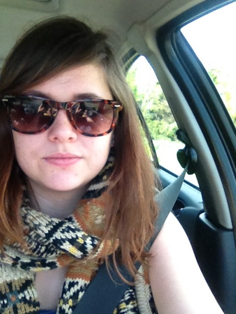 harriettdixie's tweet image. Shades and scarf #trubrit