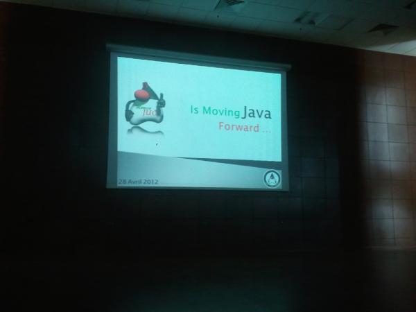 MoroccoJUG's tweet image. We are moving java forward... #java #javajug #movejavaforward