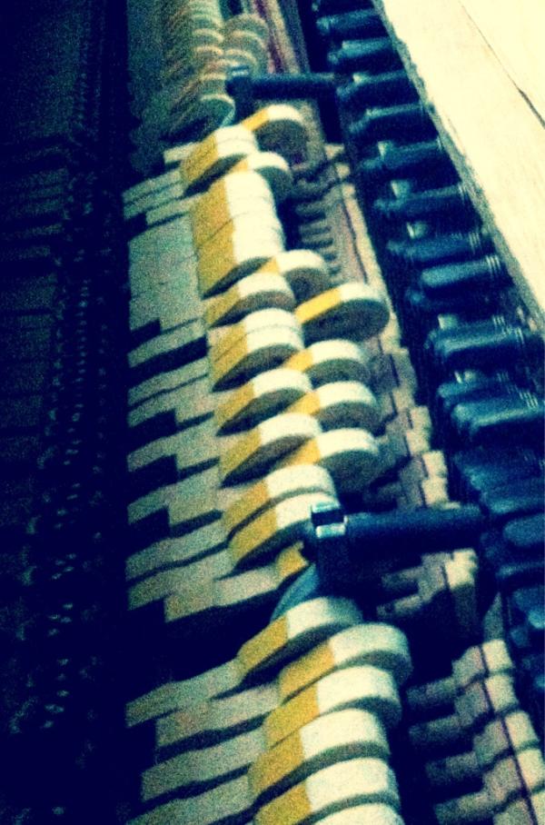 jaiyge_music's tweet image. #theTOOLSofART #KiDEVERyTHiNG #soundarchitecture #beatlab ___ the hammers