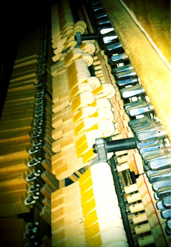 jaiyge_music's tweet image. #theTOOLSofART #KiDEVERyTHiNG #soundarchitecture #beatlab ___ brush strokes