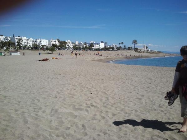 miguelangelmun's tweet photo. Playita de Mojacar. Que calorcio. http://t.co/7wFiYPEn