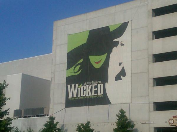 nrosecarter's tweet image. Wicked with @mc_reardon !! #happyearlybirthday #oneoheight