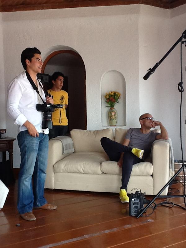 pacogranados's tweet image. @carlospuntoblu #flashboy y nuestro artista @mariomendez74