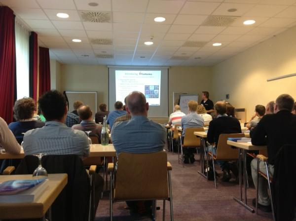 BrunoFierens's tweet image. Matthias introduction at #DelphiDevDays in Frankfurt