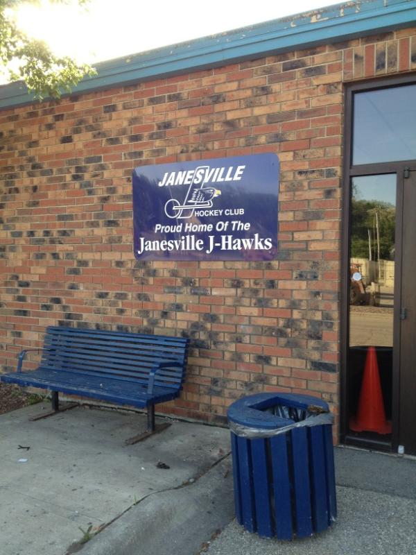 ThermoSource's tweet image. Soon to be home of the one and only Pond Loop Geothermal Ice Arena in North America