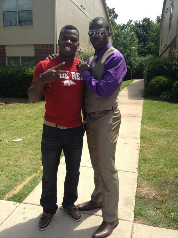 MRKing1987's tweet image. My younger brother @TKHtaj graduated from UOArkansas and I told him, he needs to follow @monaeltahawy #class2012