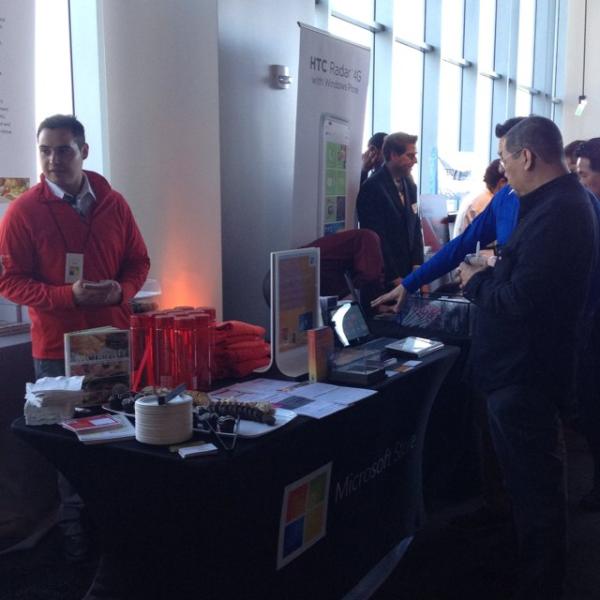 MSCloud's tweet photo. At #flavorsofsf for #sfsmallbizweek with @MicrosoftStore & @TMobile food from @wichcraft http://t.co/AsXHR4fB