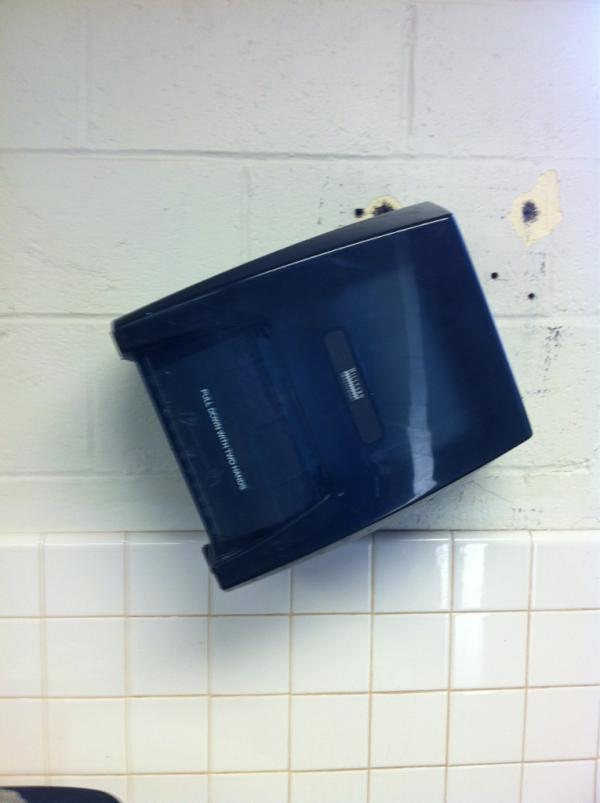 Layneg1's tweet image. @KHS_Problems Side Ways paper towels. #KHSProblems