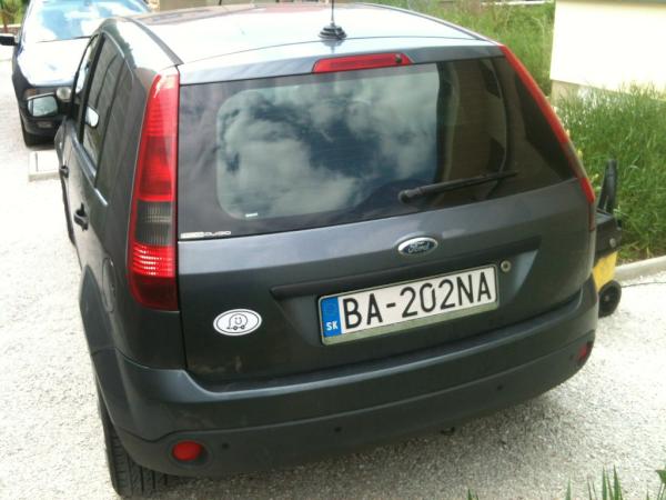 SharkNX's tweet photo. @waze I'm trying :) Btw thanks for the magnet. I really appreciate that :) http://t.co/VPASY6g2