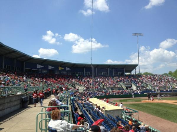 gherbert515's tweet image. Packed house for School Day #takemeouttotheballgame #4kplus