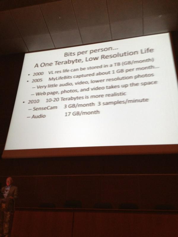 bdescary's tweet image. Gordon Bell - Notre vie numérique tiendrait sur un disque de 10 - 20 téraoctets !  #webcommt #bdc12