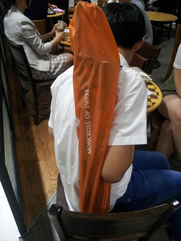 ssenssei's tweet photo. 지금받았어요~!!!!  ㅋㅋ 득템 감솨합뉘당~!!!@SSG_GG: [오!해피 프라이데이] 이번주 금요일 이벤트는??! 경기점에 오시면 바로 교환가능한 경기점 트친님만을 위한 스페셜 쿠폰!! 올 봄·여름 필수 아이템 http://t.co/nrEIbLKc