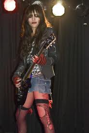 And then theres me...pickin up where they left off \m/ http://t.co/G4JZIe6P
