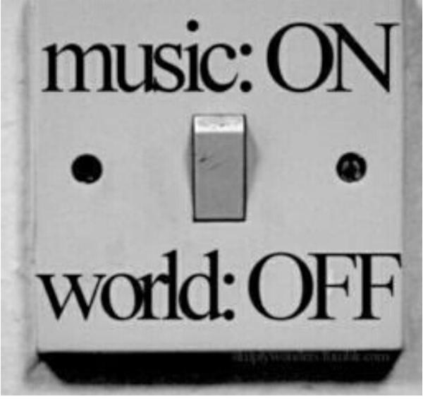 mmmichelles's tweet image. #musiconblast and #nothingelsematters :) #itsfridayandalliwanttodoisDANCE