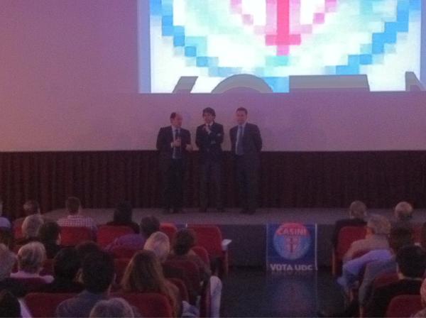 Cost2Costa's tweet photo. Al cinema Imperia con Totò Lentini udc #openpalermo http://t.co/t1bC0XfX