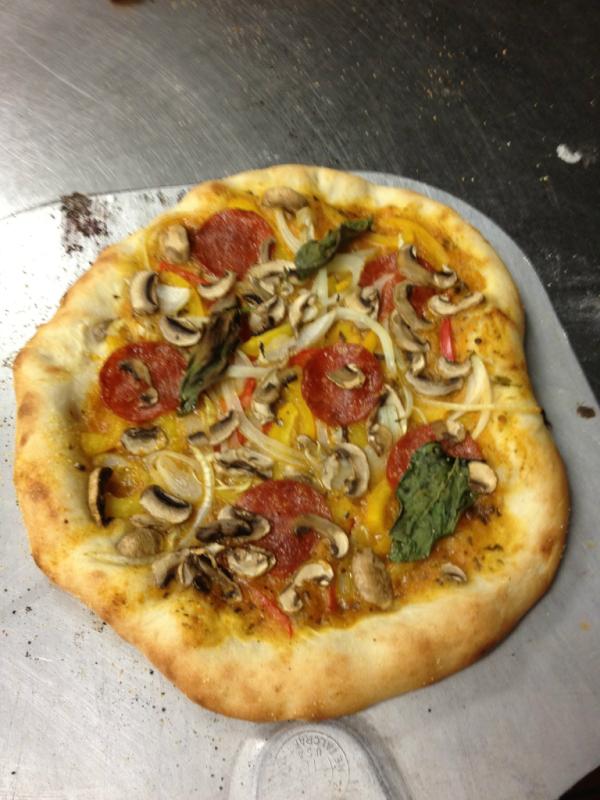 ChefMatthieu's tweet photo. Artisan Breads Class made Pizza; soft dough sauce from scratch and fresh toppings http://t.co/V40e8bKc
