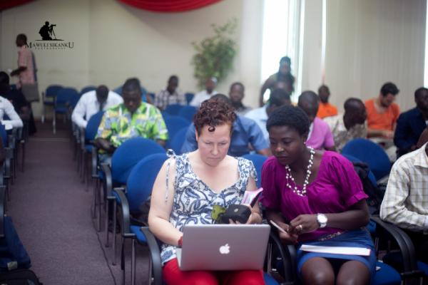 askmawuli's tweet image. Official photos from #BlogCamp12