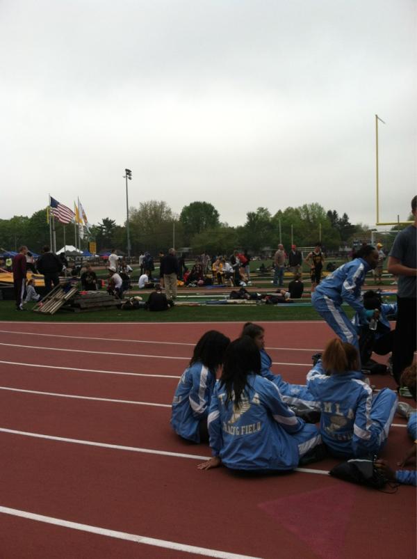 TrackGirlProblems tweet media