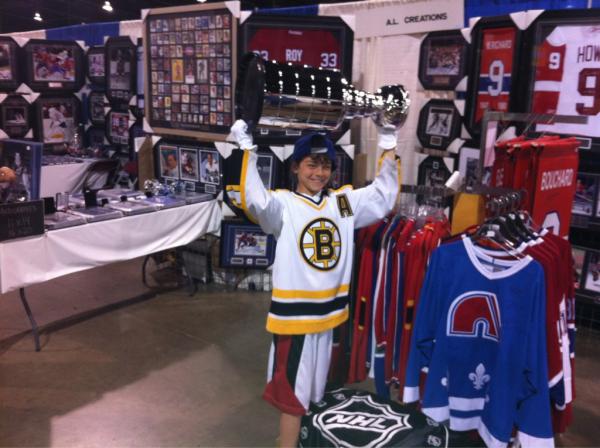 AL_Collections's tweet image. Youngest Stanley Cup winner ever ? #bruins #NHLPlayoffs