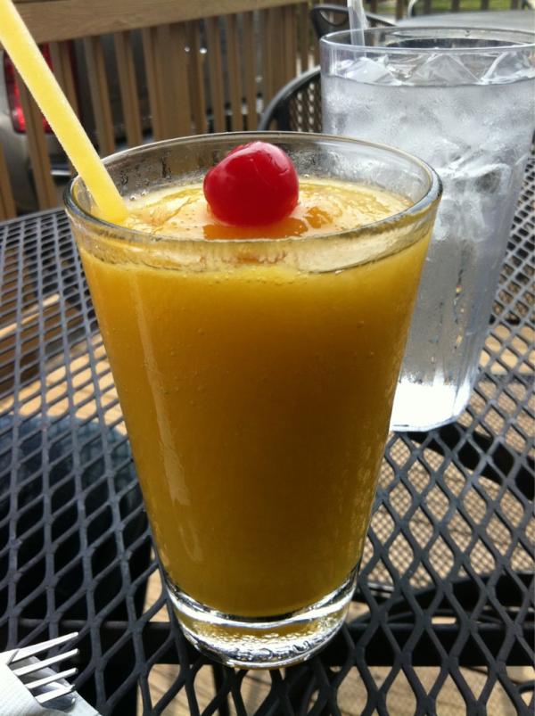DoctorDora's tweet image. Happy Cinco de Mayo! virgin mango daiquiri #stillgrading