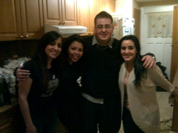 DreMagz's tweet photo. From Romina's 21st @CarlitaaP @romii_peluffo @JayJaySilva http://t.co/20h6l3z4