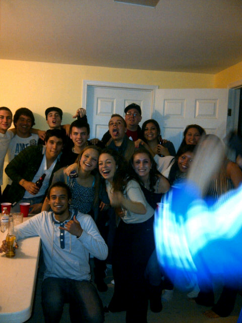 DreMagz's tweet photo. Fiesta fiesta fiesta http://t.co/4rVTJmAR