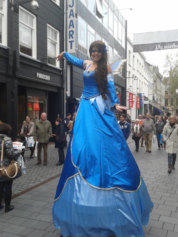 LevendTheater's tweet photo. Het was weer een geslaagde dag gisteren in Breda met 16 artiesten #breda5mei http://t.co/5xWK5sKA