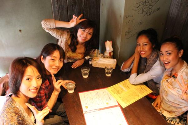 yantiys's tweet photo. Love Japan... may 2012. lunch with lovely friends http://t.co/D8cWWxSD