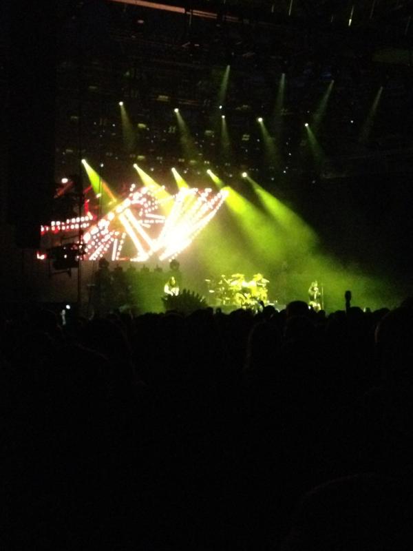 SimoneSimons's tweet photo. @ Nightwish concert :) http://t.co/vYQYeafp