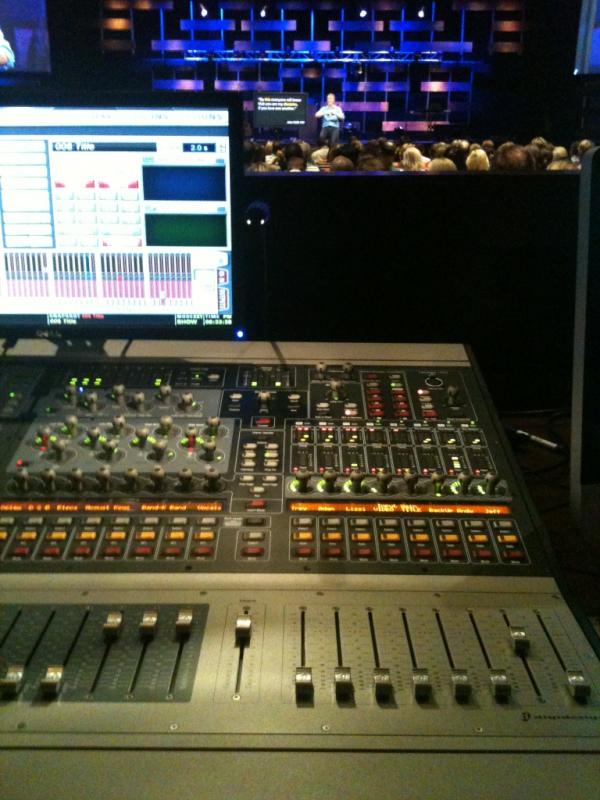 NumberEMedia's tweet photo. Fun time mixing tonight @gwinnettchurch http://t.co/tTyALbhd