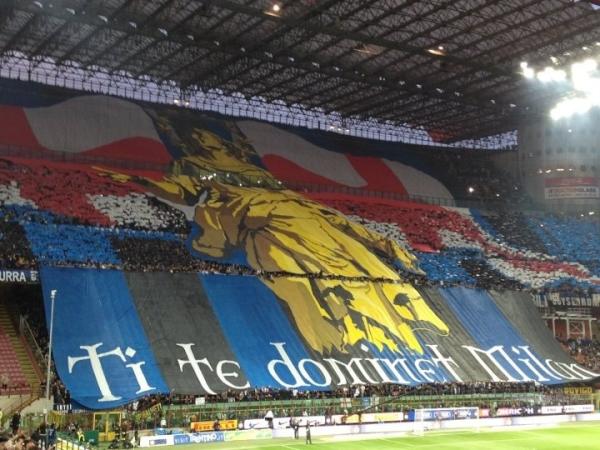 fabiomasi's tweet image. Eh Bhe PAZZA INTER AMALA