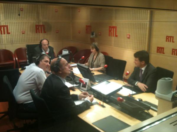 RTLFrance's tweet photo. #rtl2012 @manuelvalls du @partisocialiste "Le pays a besoin de rassemblement" http://t.co/kgm0e3Ie