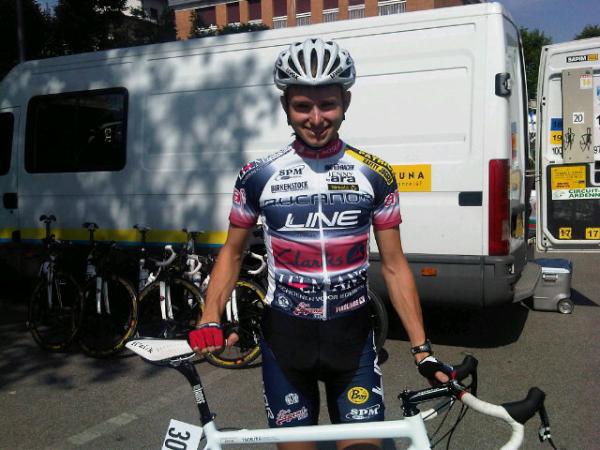 JohanBerghmans's tweet photo. Wie is deze renner? Naam en voornaam? 1e goeie antwoord krijgt pet van Rucanor-Line. #kwis http://t.co/U6eAdEaZ