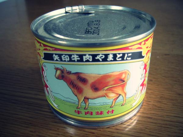 munk4014's tweet photo. 横を通るたびに気になってた缶詰ついに買う。かわいいから開けたくないよ。千円もしたのに食べれないよ。 http://t.co/pTjvsgnp